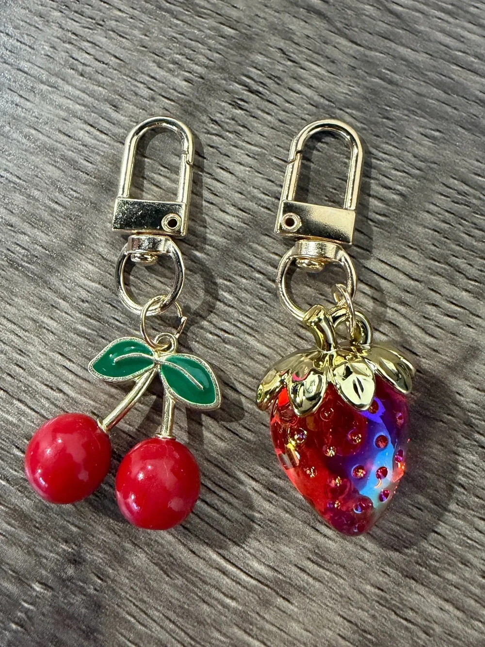 2 Pieces Gold Tone Fruit Keychain Set Red Strawberry Red Cherry Charms NEW